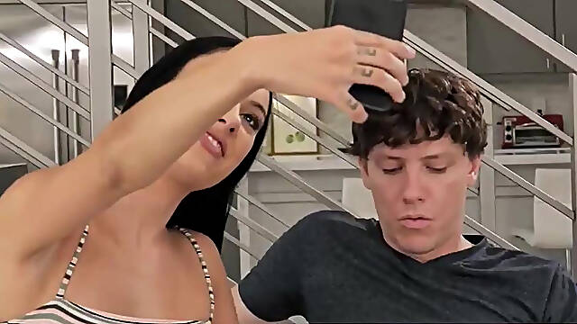 Jazmin luv fucks friend s bro as rev nge