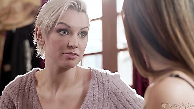 Aloud Asian teen pleases her stepmom with incredible softcore