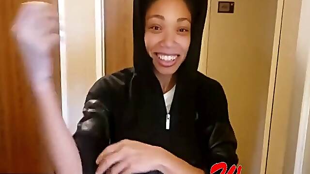 HOTTEST LEAKS Slim Fit Lightskin Ebony Delivery Anal Fuck
