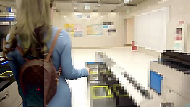 Remote vibe teasing walk! Pussy juice gushing, creampie climax