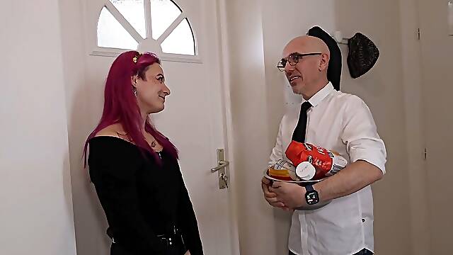 Delivroubignole - Getting humped and breed next to her rendezvous with : Maxime Horns Noochka & Davy