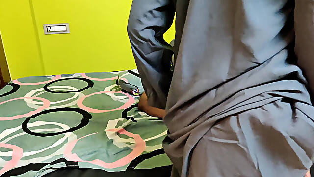 Cheating Hijabi Wife Gets Her Pussy Fucked by Stepbrother at Night