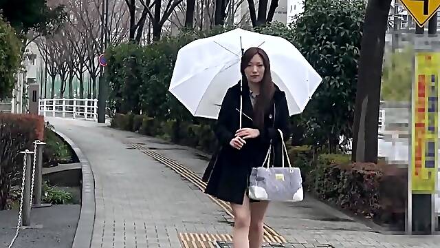 Kanako Kirimoto's Spree of Orgasms in Car in Public