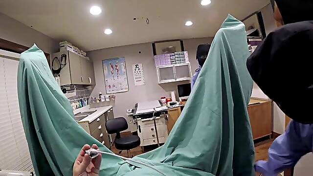 Nonbinary medical perverts extract semen from medic Tampa at the cum clinic