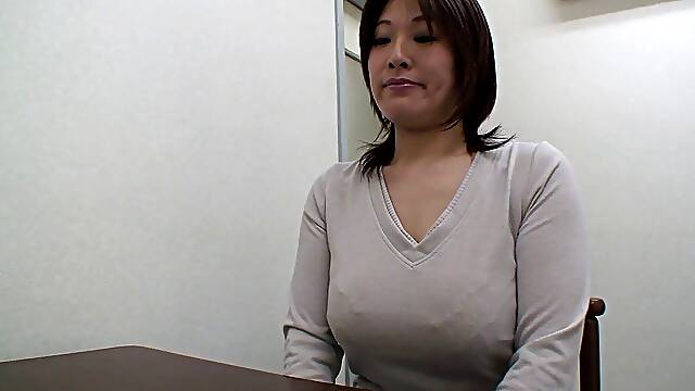 Busty asian mature gets her cunt toyed at casting