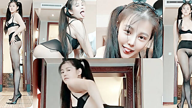 Asian Beauty in Black Sheer Pantyhose and High Heels-leg Worship/teasing